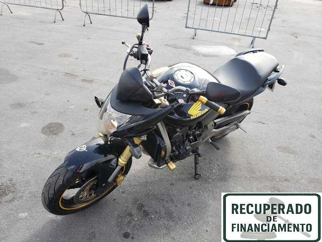 CB 600 F HORNET